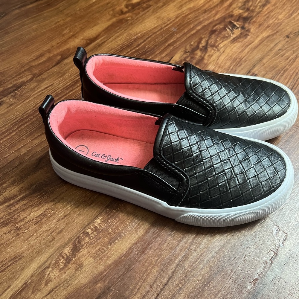 Cat & Jack Girls’ Slip-On Sneakers | Size 1 Little Girl | Black & Pink